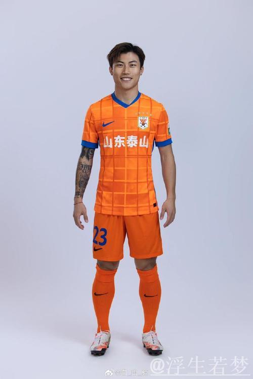 泰山队两位年轻球员加倍努力,谢文能展现无可挑剔的态度 泰山队两位年轻球员加倍努力,谢文能展现无可挑剔的态度